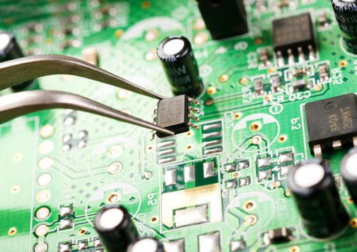 نحوه ساخت و تولید برد مدار چاپی PCB